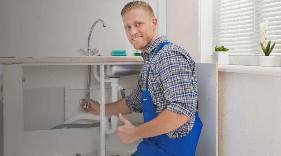 Professional water heater repair in Bronte, TX